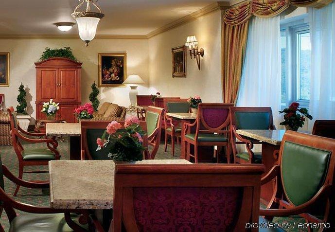 Marriott Melville Long Island מראה חיצוני תמונה