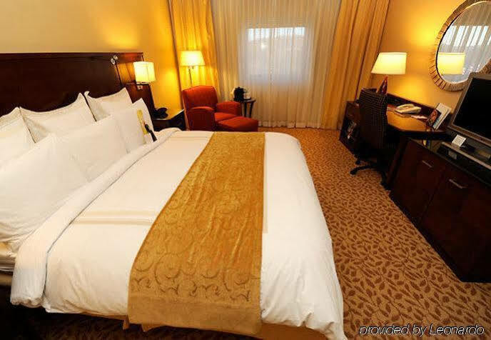 Marriott Melville Long Island מראה חיצוני תמונה